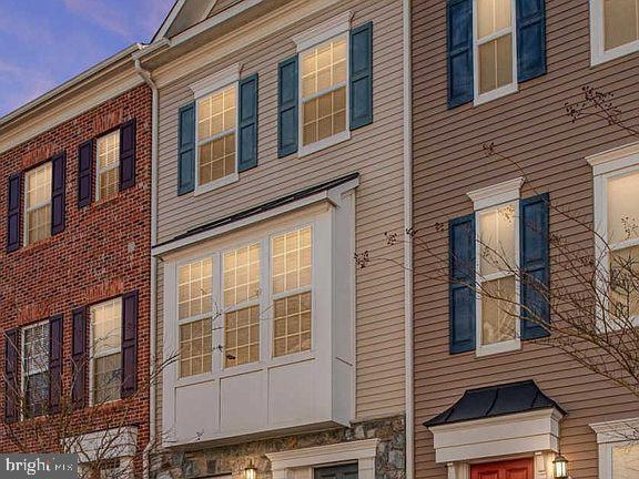 4314 Potomac Highlands Cir, Triangle, VA 22172 - photo 1