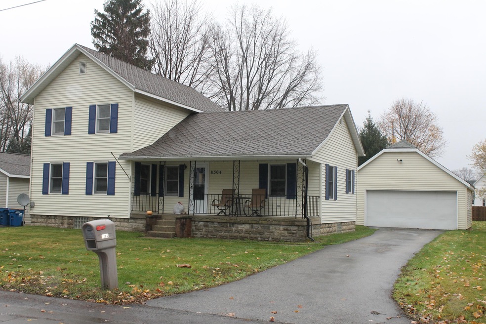 8304 Merton- Matt and Kelsey Armstrong