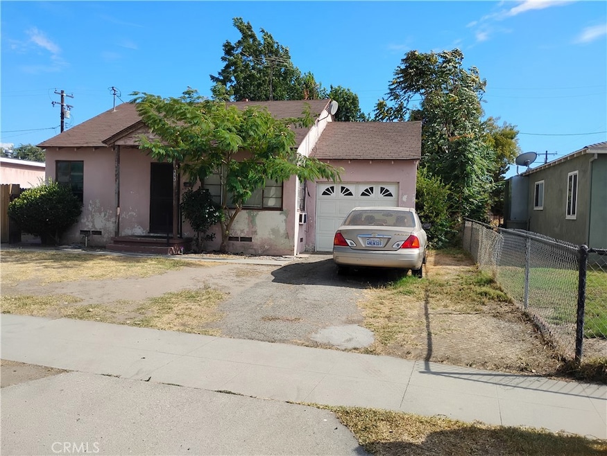 984 Fremont St, Pomona, CA 91766 - photo 1