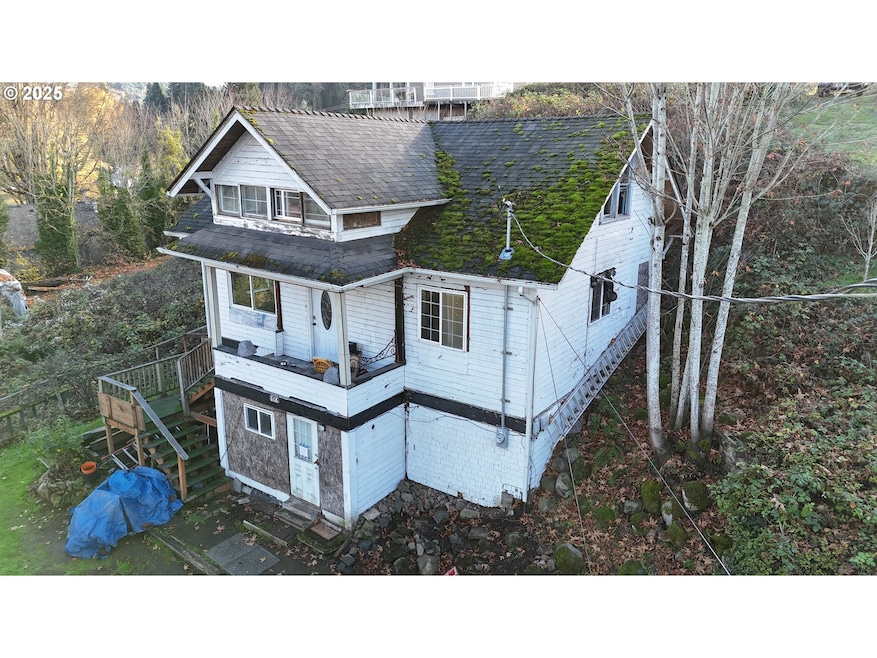 808 W A Loop, Rainier, OR 97048 - photo 1