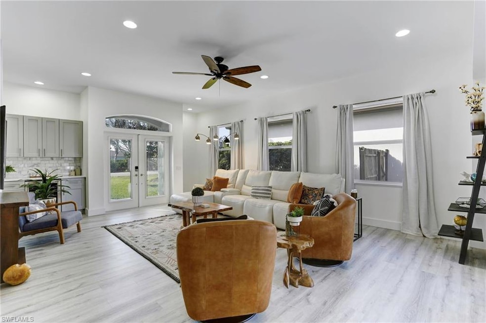 10842 Vanderbilt Dr, Naples, FL 34108 - photo 1