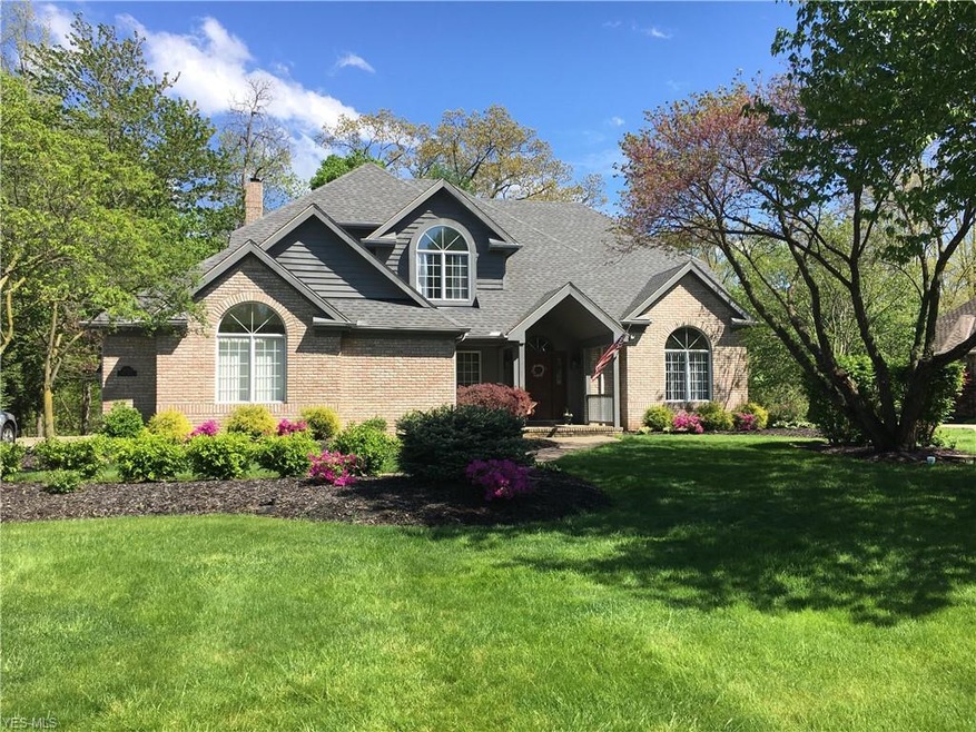 7253 River Rd, Olmsted Falls, OH 44138 - photo 1