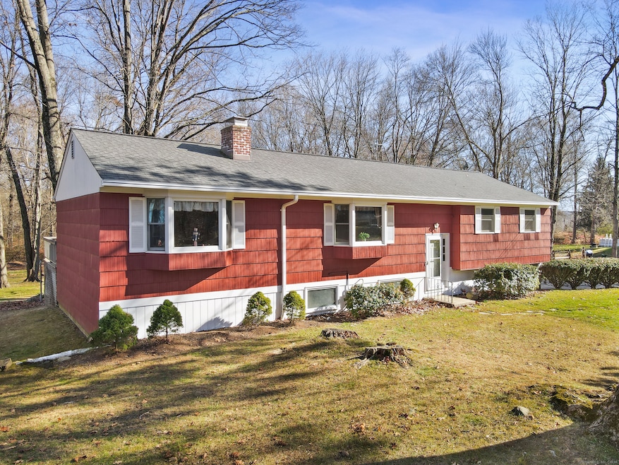 9 Vining Rd, Bethel, CT 06801 - photo 1