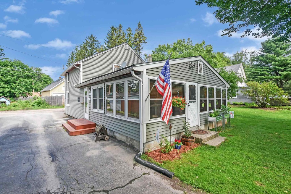 3 Kings Ct, Essex Junction, VT 05452 - photo 1