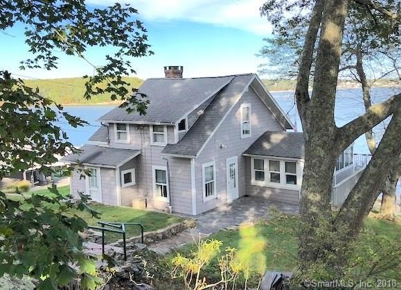 waterfront cottage on Long Island Sound!