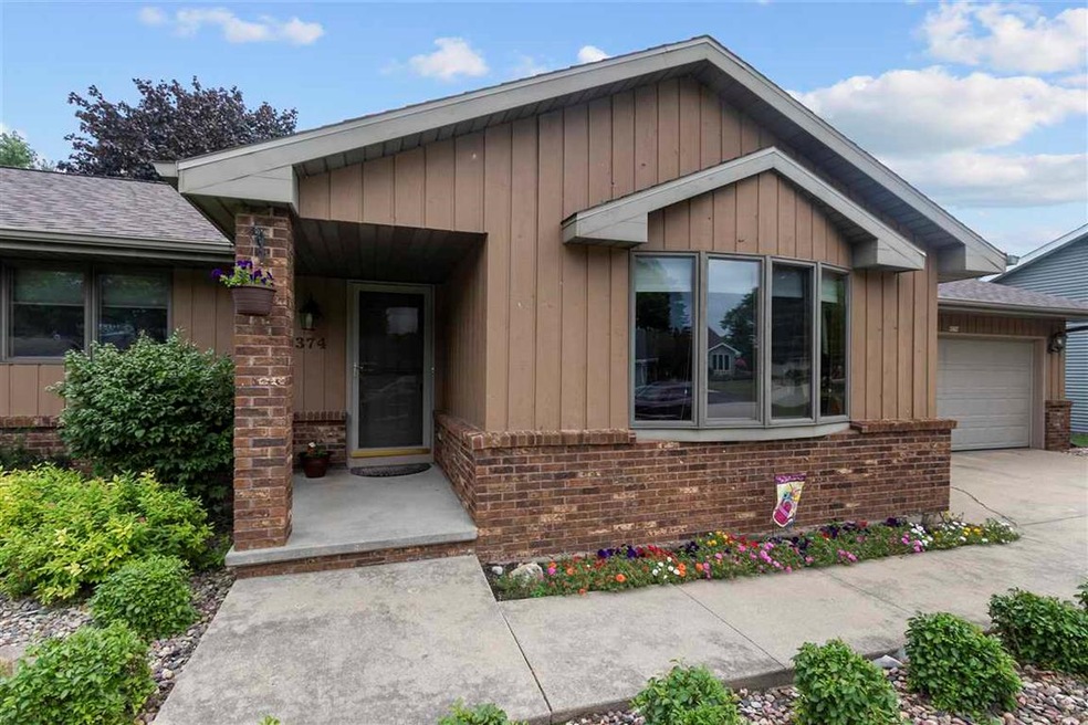 N374 Rogers Ln, Appleton, WI 54915 - photo 1