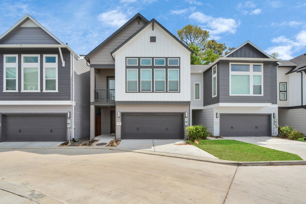 705 Strawberry Pines Ct, Houston, TX 77009 - photo 1