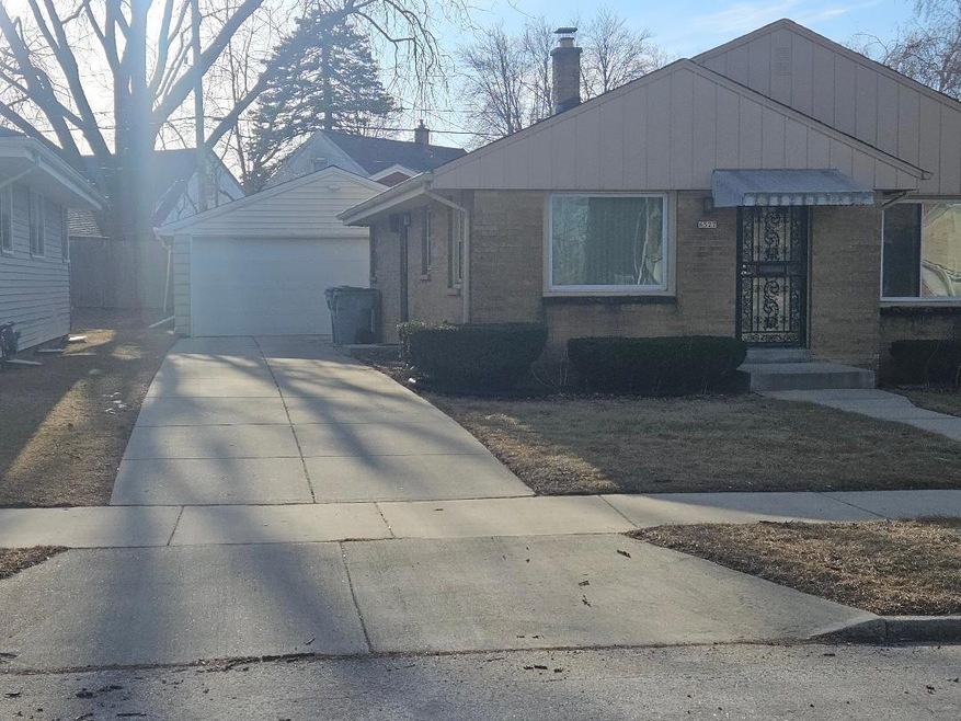 6527 W Medford Ave, Milwaukee, WI 53218 - photo 1