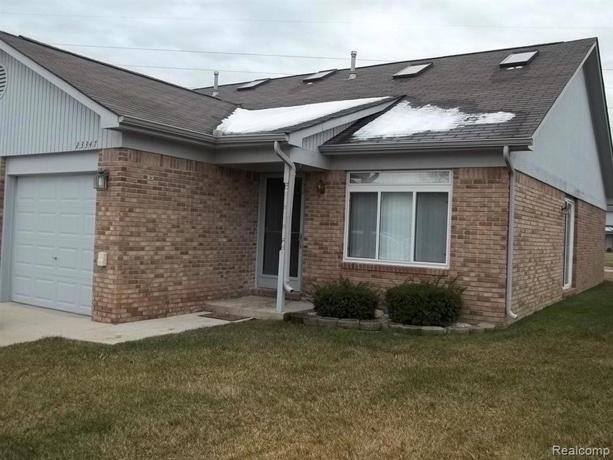 front of unit 2 pic.JPG