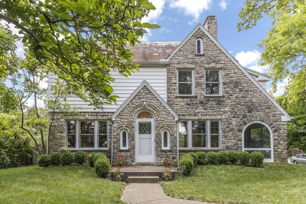 2549 Brentwood Rd 01