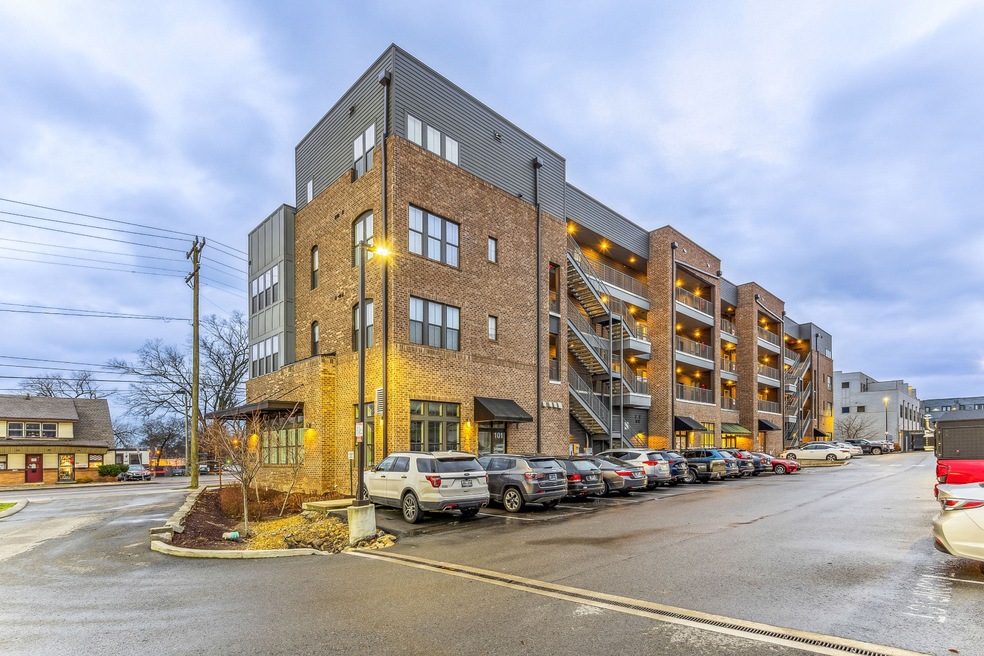 Sold $303,000 • Co-Listing Agent