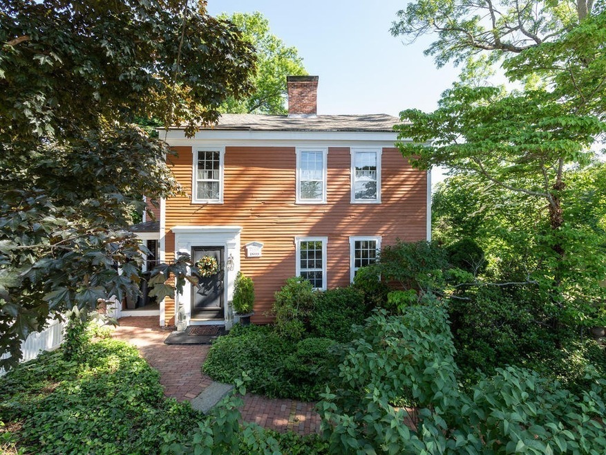 340 Main St, Amesbury, MA 01913 - photo 1