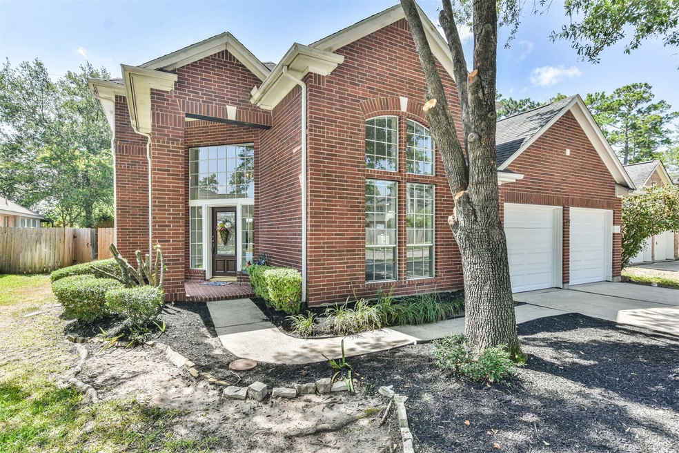 Fantastic home in Longwood Village!