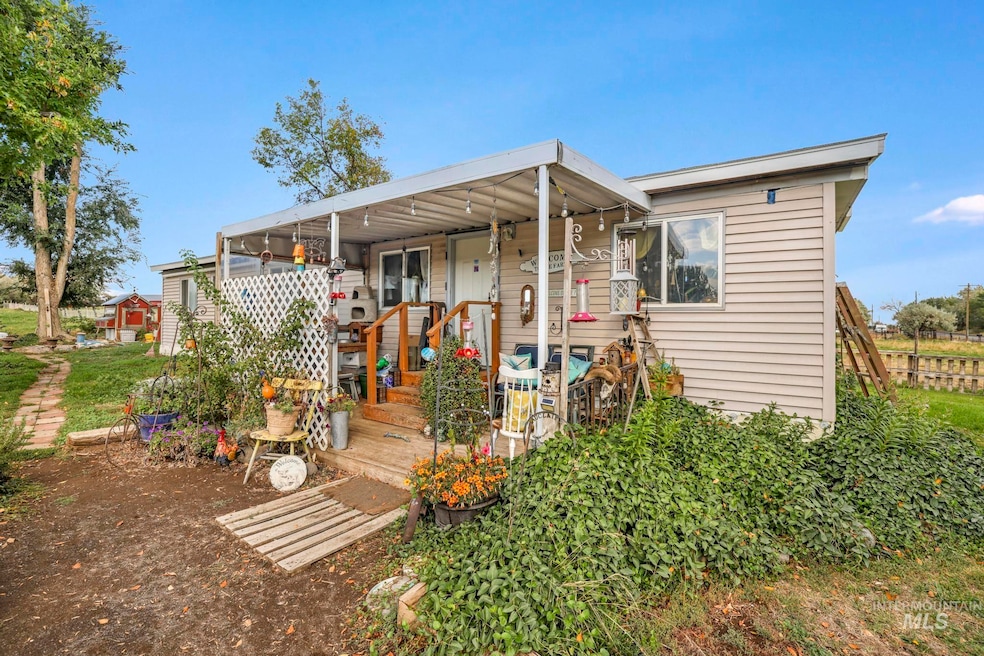 For Sale $330,000 • Co-Listing Agent