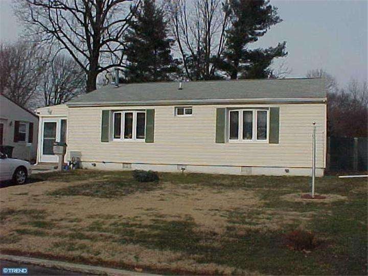 760 Pennsylvania Ave, Wallingford, PA 19086 - photo 1