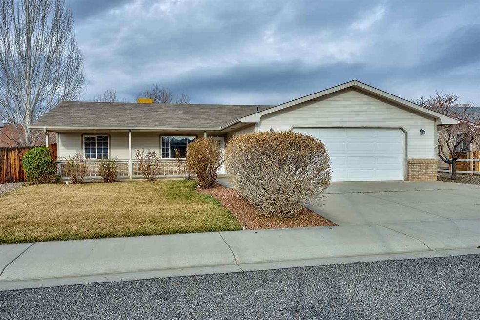 585 Pioneer Rd, Grand Junction, CO 81504 - photo 1