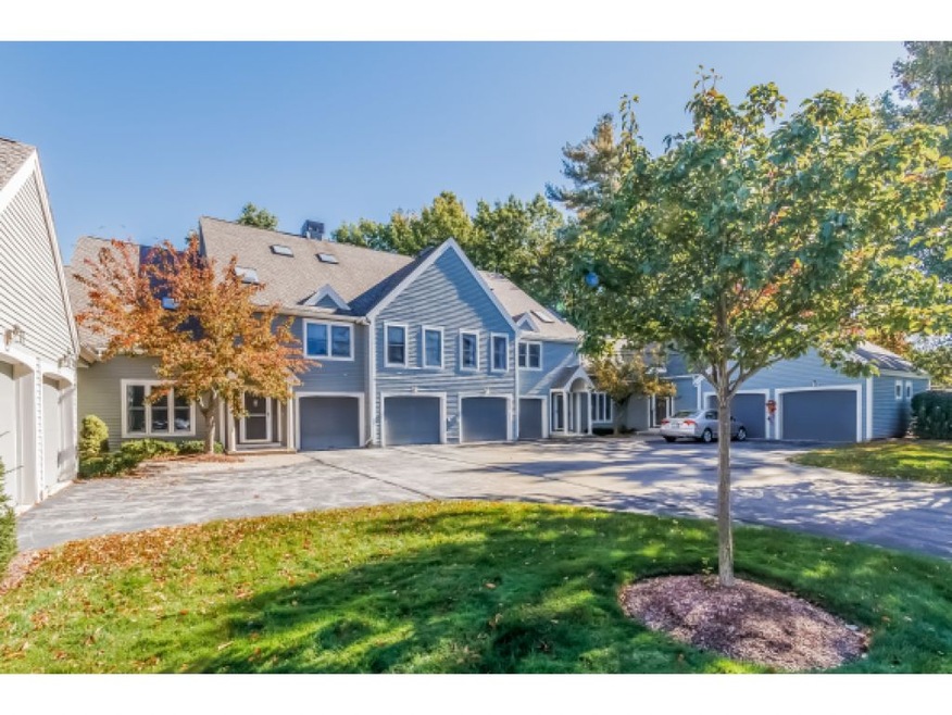 31 Hawthorne Village Rd unit U358, Nashua, NH 03062 - photo 1