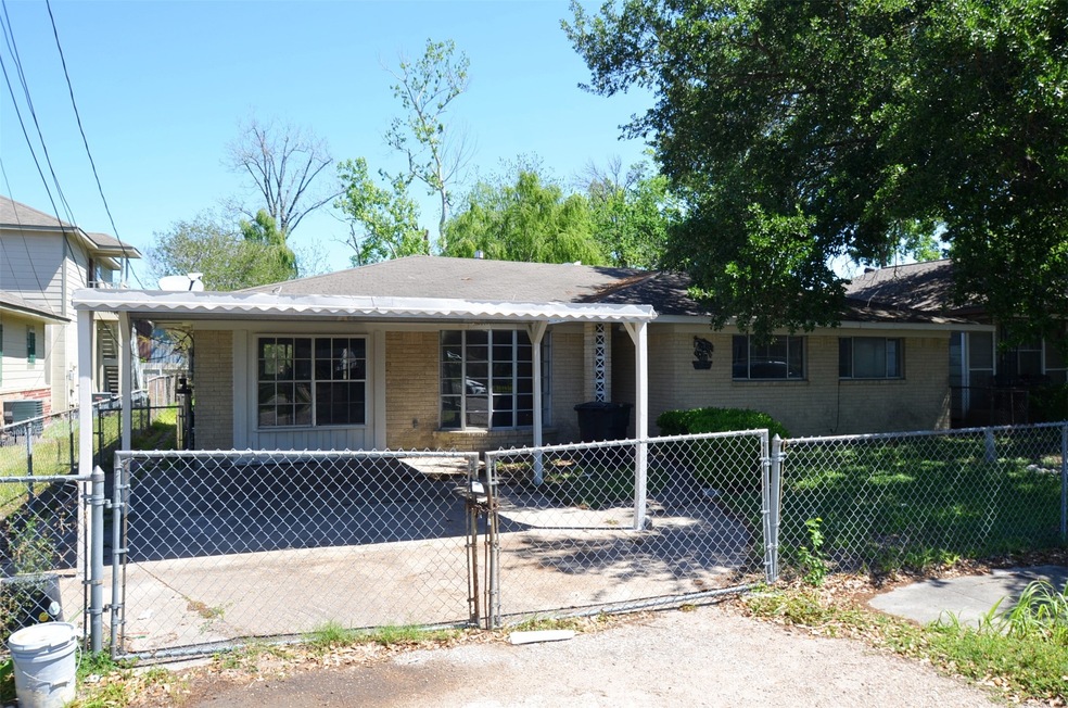 4013 Topping St, Houston, TX 77093 - photo 1