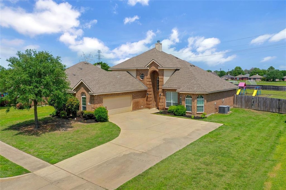 1203 Camelot Dr, Wylie, TX 75098 - photo 1