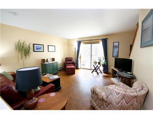 152 Mckeen St unit D18, Brunswick, ME 04011 - photo 1