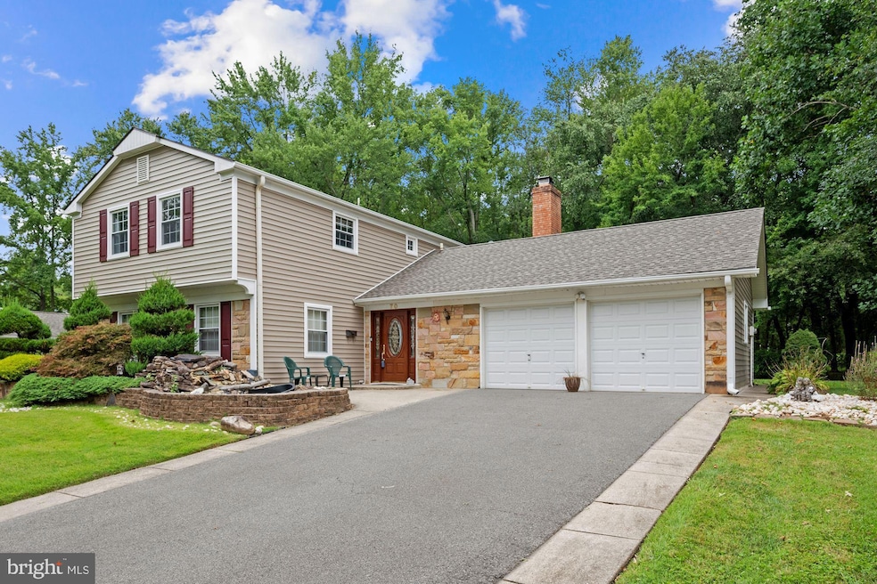 70 Tidewater Ln, Willingboro, NJ 08046 - photo 1