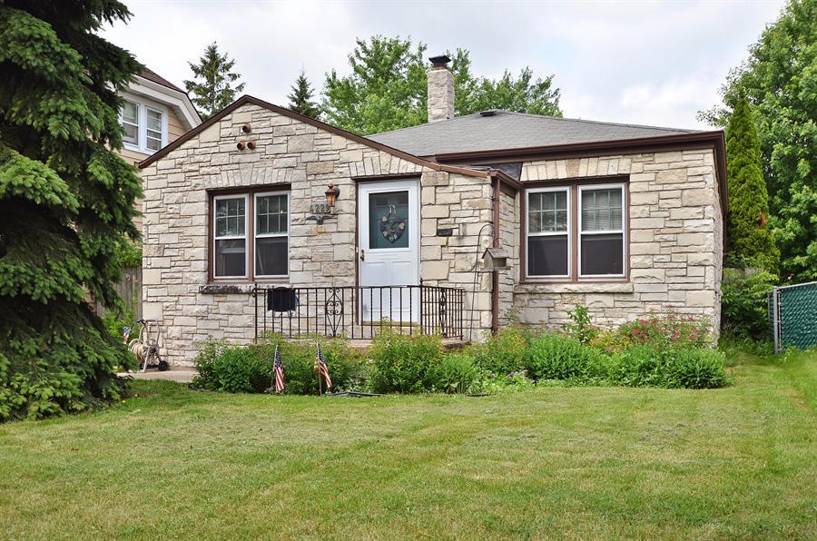 4229 S 1st Place, Milwaukee, WI 53207 - photo 1