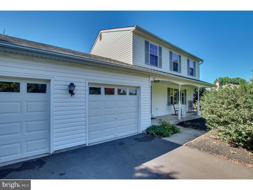 32 W Hillcrest Ave, Chalfont, PA 18914 - photo 1