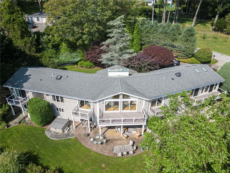 118 Aldrich Ave, Warwick, RI 02889 - photo 1