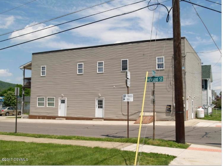 1008 Dickson St, Berwick, PA 18603 - photo 1