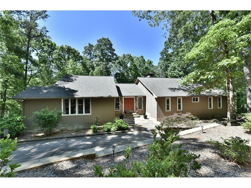 Private, Unique Ranch on a Full Basement.  New HVA