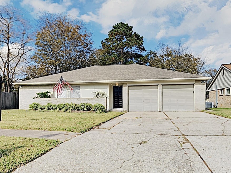 9805 Ibis Ln, Conroe, TX 77385 - photo 1