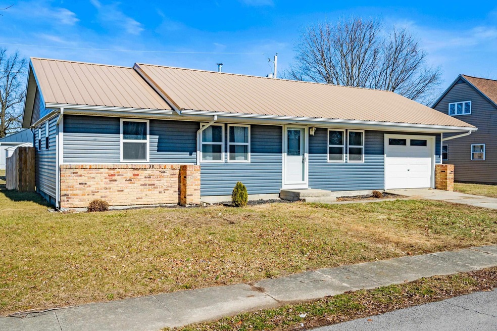 1342 Meadow Ln, Portland, IN 47371 - photo 1