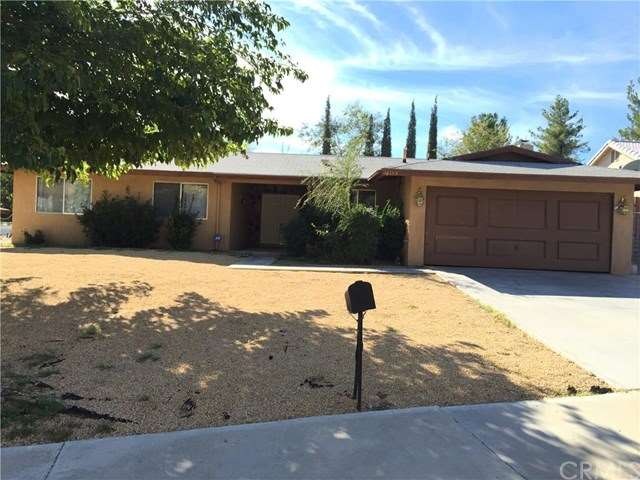 16155 Pebble Beach Dr, Victorville, CA 92395 - photo 1