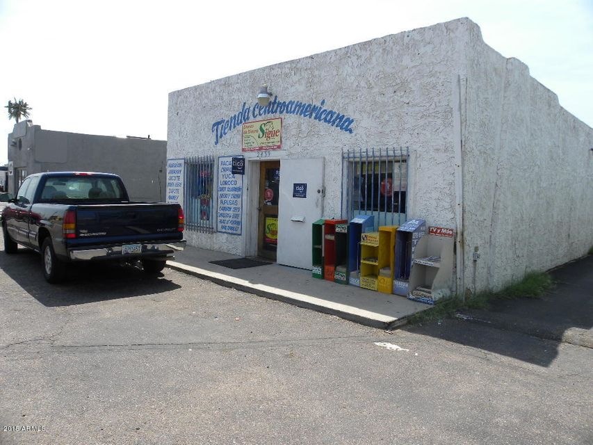 2439 E Mcdowell Rd Phoenix AZ 85008 020