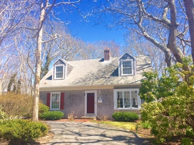 15 Raymond St, Falmouth, MA 02540 - photo 1