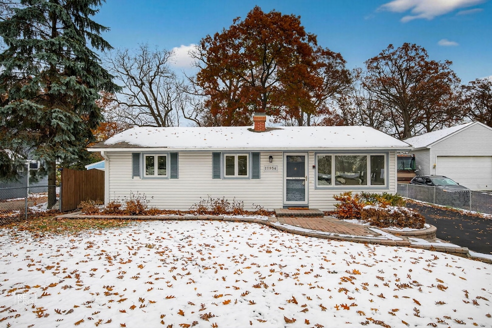 17954 W Big Oaks Rd, Grayslake, IL 60030 - photo 1