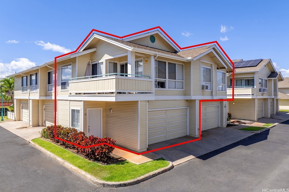 Corner end unit with BONUS large 2-car garage w/ s