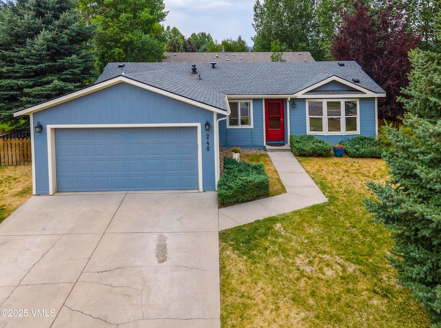 Pending $749,000