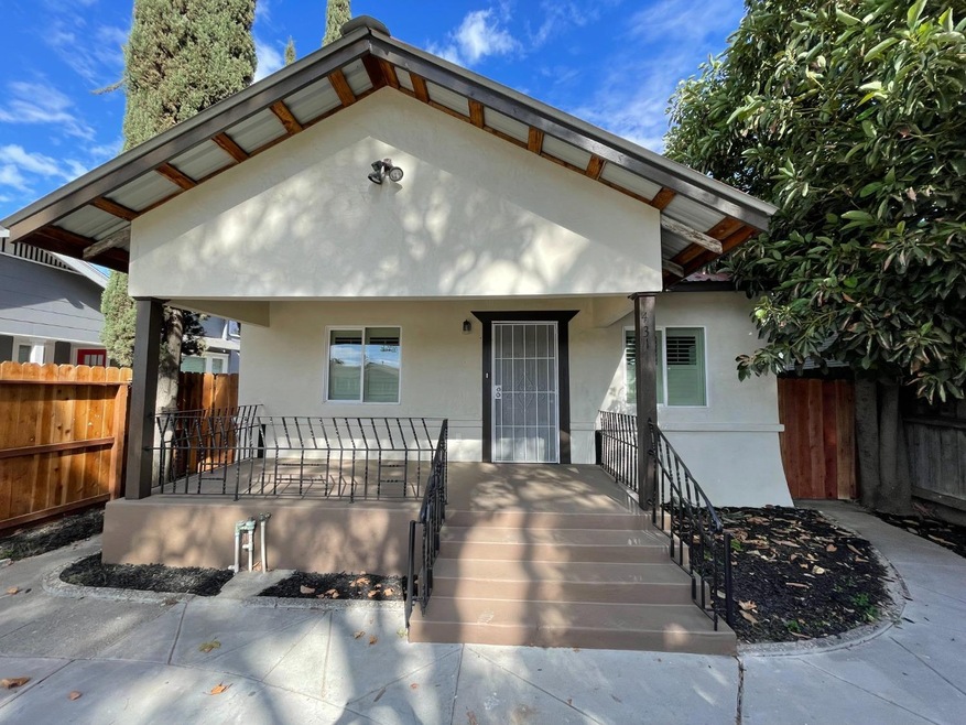 431 W Main St, Turlock, CA 95380 - photo 1