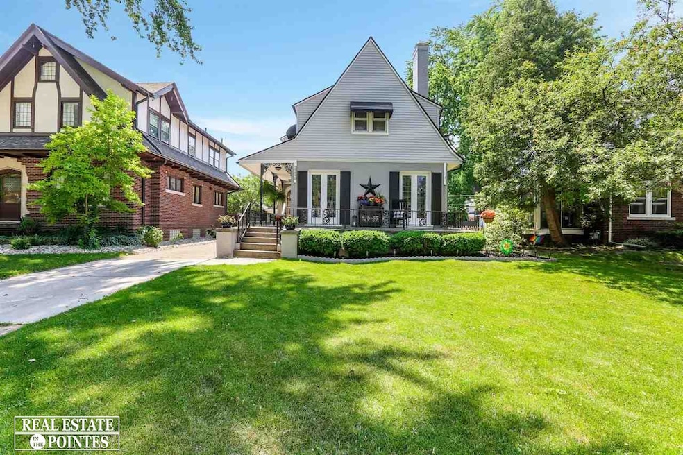 1223 Bishop Rd, Grosse Pointe Park, MI 48230 - photo 1