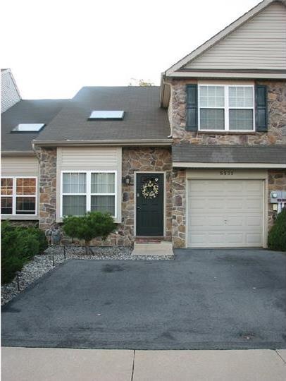 5531 Stonecroft Ln, Allentown, PA 18106 - photo 1