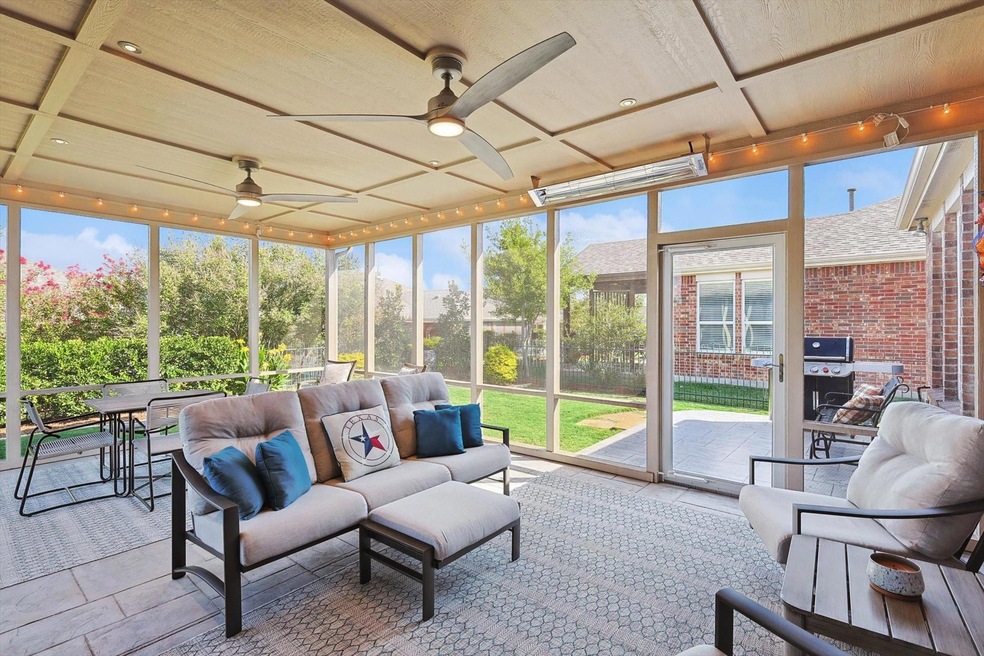 Screened In Patio 24 X 16