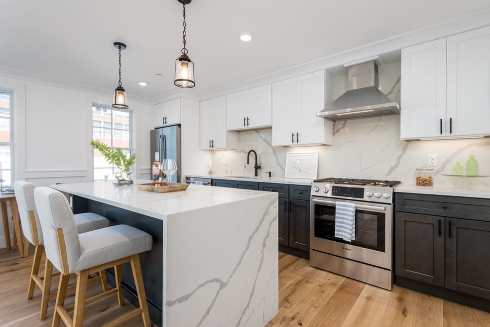 7 Dane St unit 2, Somerville, MA 02143 - photo 1