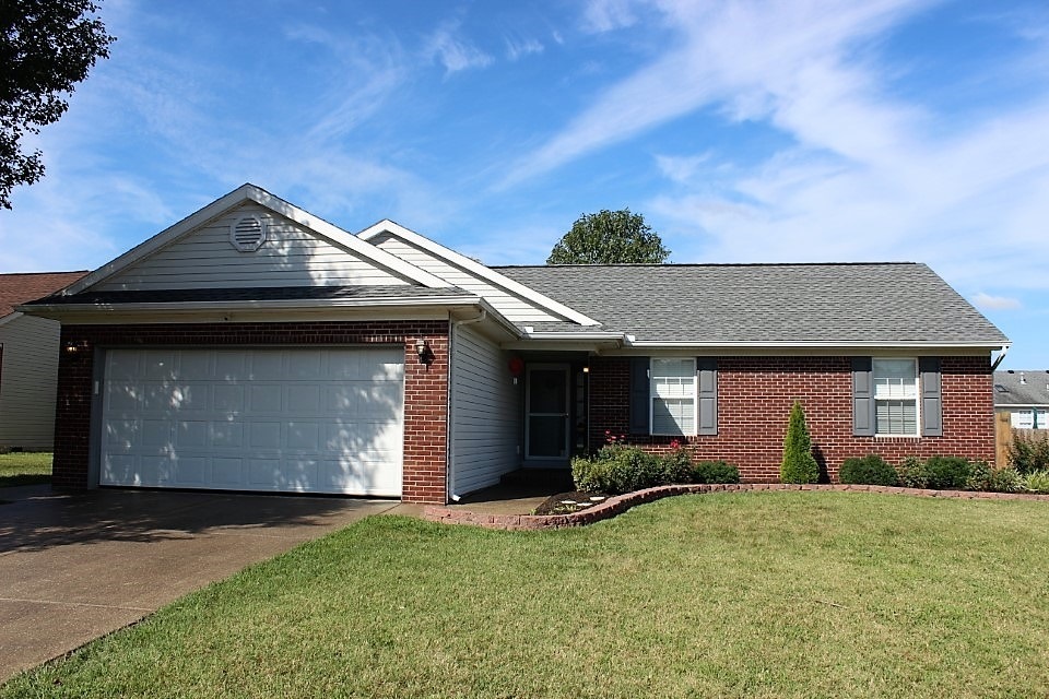 4111 Hedgewood Ct, Newburgh, IN 47630 - photo 1