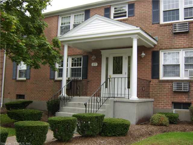 27 Brewster Rd unit 27A, Glastonbury, CT 06033 - photo 1