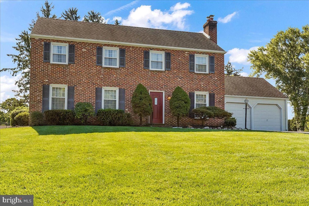 69 N Spring Ln, Phoenixville, PA 19460 - photo 1