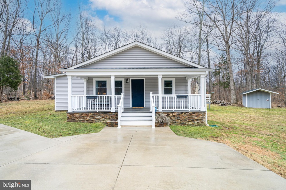 12501 Popes Head Rd, Clifton, VA 20124 - photo 1