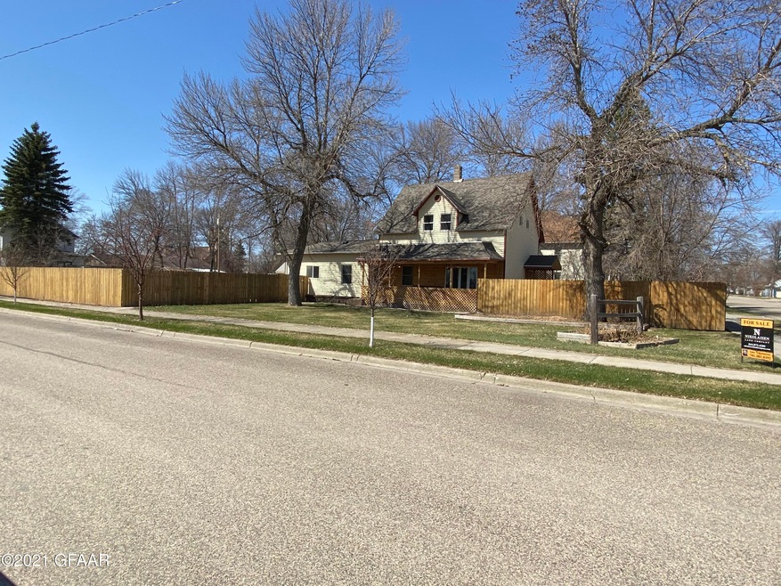 316 4th Ave, Cando, ND 58324 - photo 1