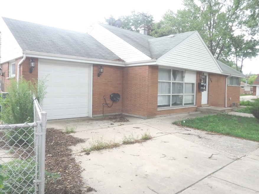 901 Norfolk Ave, Westchester, IL 60154 - photo 1