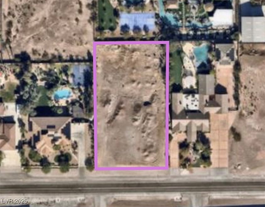 Ariel view of the acre property. No HOA